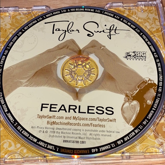 Taylor Swift- CD - Picture 4 of 5